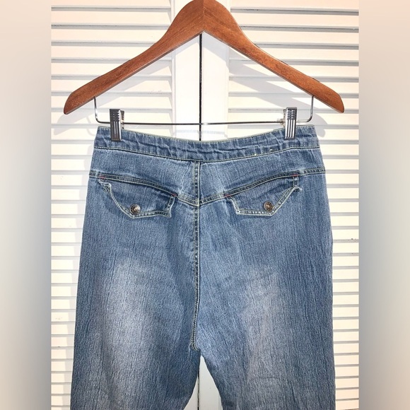 Vintage Adolfo Blue Flare Jeans with Classic Denim Style - Picture 6 of 6